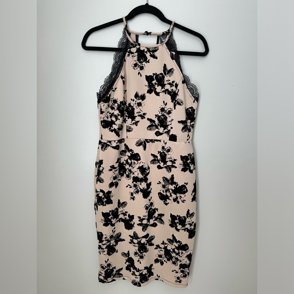 Women’s Bodycon Dress Large Floral Patterned